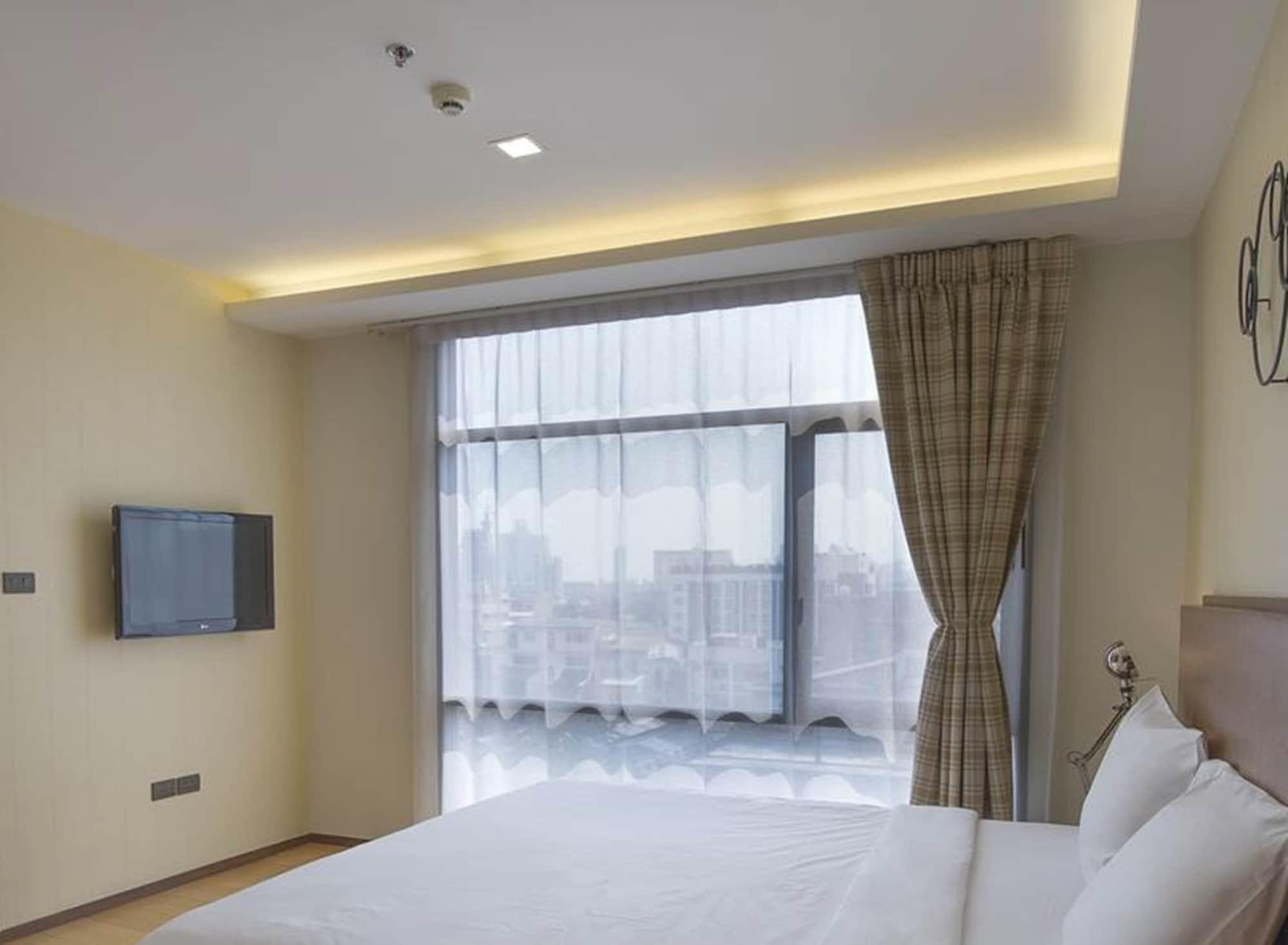 Marvin Suites Hotel Bangkok Sathorn Exterior foto